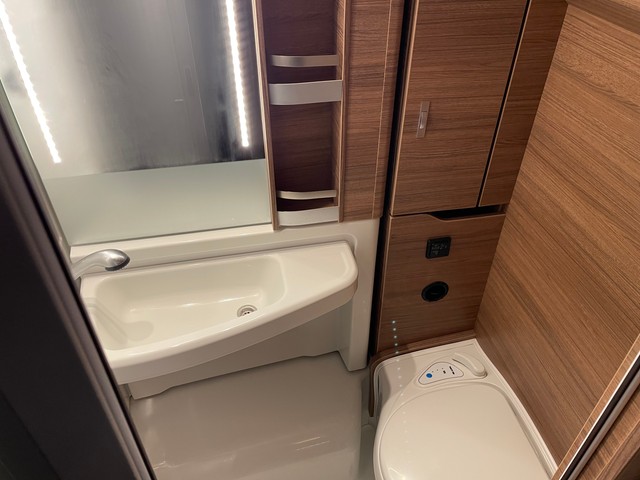 VW - 2.0 TDI CRAFTER KNAUS WOHNMOBIL_5