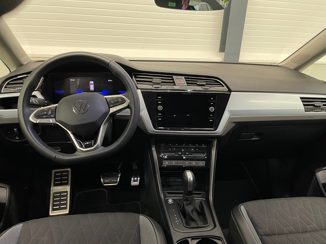 VW - Touran 2.0 TDI 7-Sitze+LED+AHK++_4