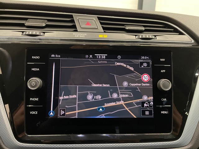 VW - Touran 2.0 TDI 7-Sitze+LED+AHK++_7