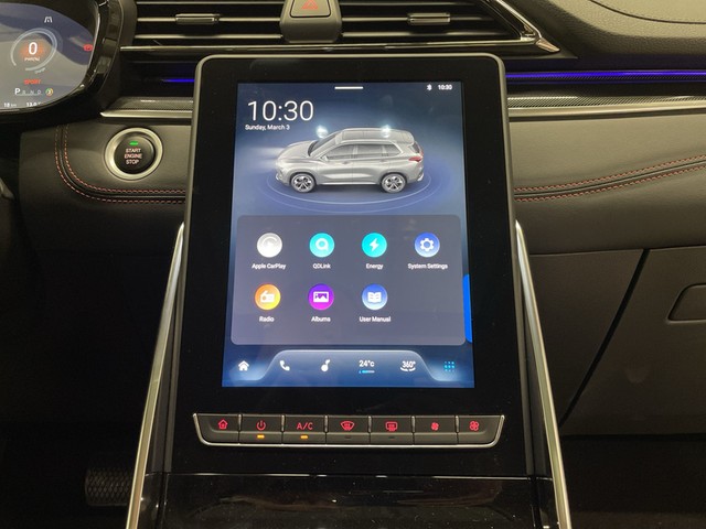 Maxus - Euniq 6 130 kW Limited LED+LANE+SITZ-HZG_11