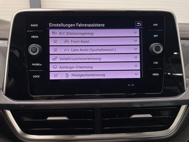 VW - T-Roc 2.0TDI Style APP+ACC+LANE+KAMERA+AHK_13