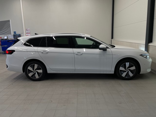 VW - Passat Variant Business 2.0 TDI DSG AHK 360* Travel uvm._25