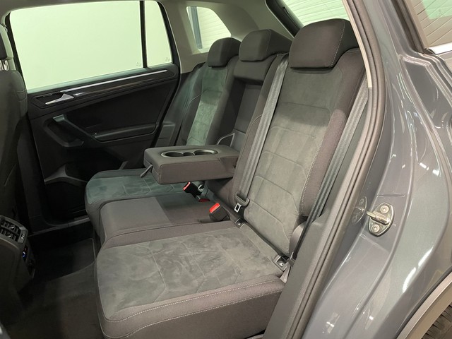 VW - Tiguan 2.0 TDI Active AHK+NAVI+KEYLESS++_2