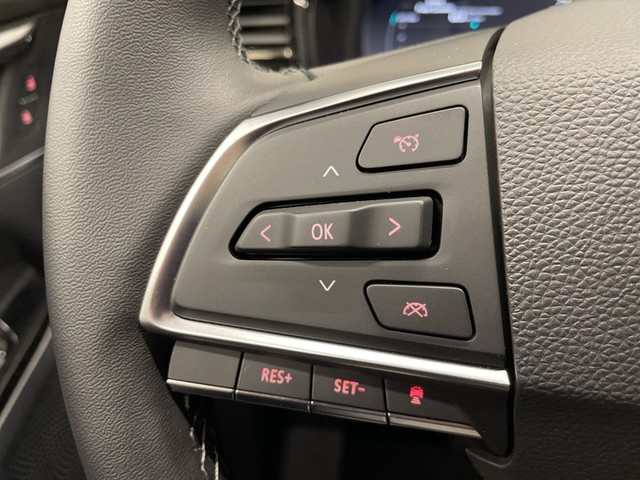 Maxus - Euniq 6 130 kW Limited LED+LANE+SITZ-HZG_7