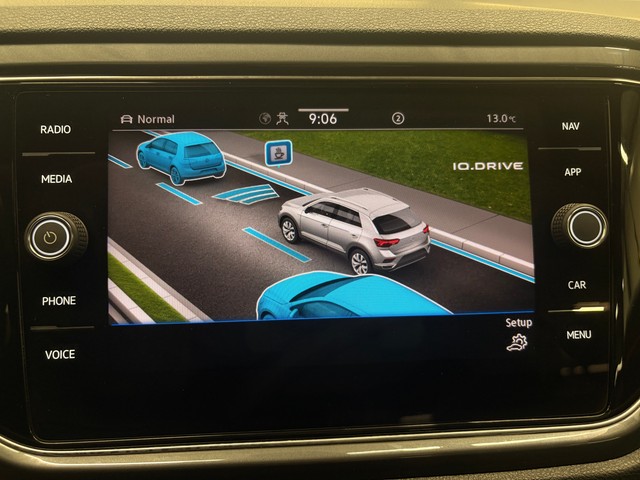 VW - T-ROC 2.0 TDI Sport AHK+KAMERA+ACC++_10