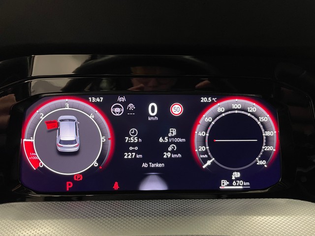 VW - Golf VIII Lim. 2.0 TDI 110 kW Goal_8