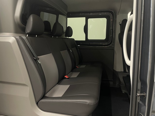 VW - Crafter 35 Kasten MR Kasten 35 mittellang 4MOTION KAMERA+LED+AHK+LANE_3