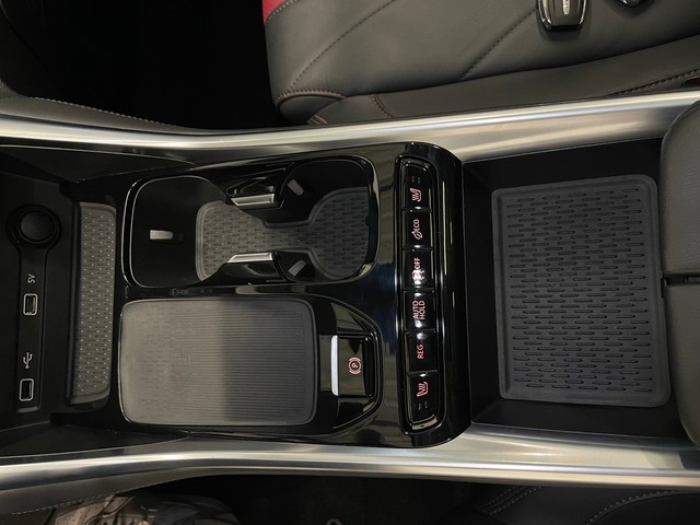 Maxus - Euniq 5 130 kW Limited AHK+PANO+LED+360-KAMERA_10 Maxus - Euniq 5 130 kW Limited AHK+PANO+LED+360-KAMERA_10