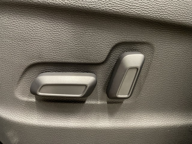 Maxus - Euniq 6 130 kW Limited LED+LANE+SITZ-HZG_15