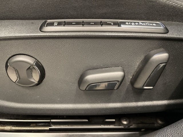 VW - Golf VIII Variant 2.0 TDI Life APP+ACC+LANE+KAMERA+LED_16