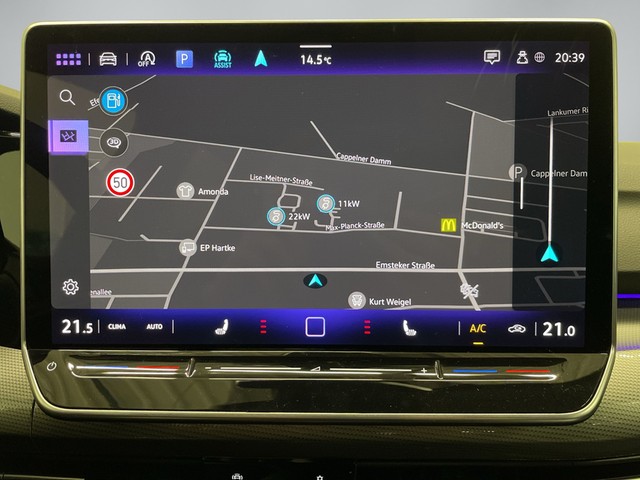 VW - GOLF VIII 1.5 E-TSI Style LED+KAMERA+PANO+ACC+HUD_10