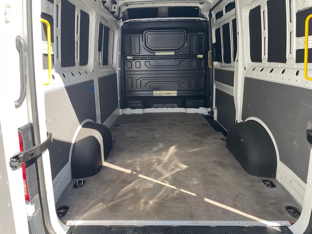 VW - Crafter Kasten 2.0TDI 35 Trendline mittellang HD FWD AHK+KAMERA+TEMPO+KLIMA_2