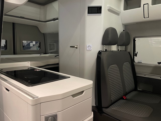 VW - Crafter Grand California 2.0TDI 600 FWD ACC+LANE+PANO+KAMERA+LED_3